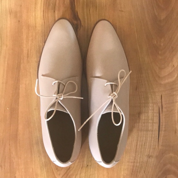Everlane Shoes - Everlane “The Modern Oxford” in Blush